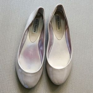 Beige ballet flats
